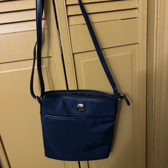 Tommy Hilfiger  messenger bag - Picture 5 of 6